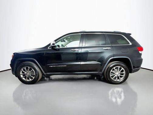 Brilliant Black Crystal Pearlcoat 2014 Jeep Grand Cherokee Limited