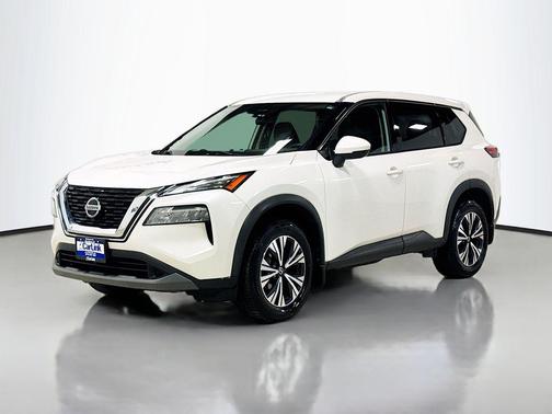 Pearl White Tricoat 2021 Nissan Rogue SV