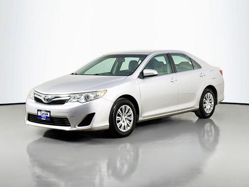 Classic Silver Metallic 2012 Toyota Camry LE
