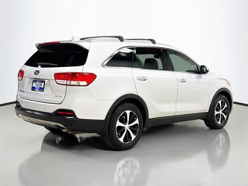 2017 Kia Sorento EX