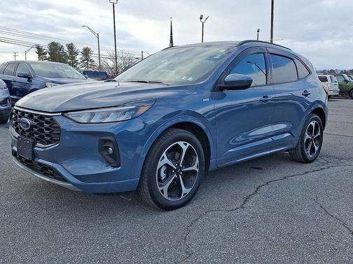 2023 Ford Escape ST-Line Select