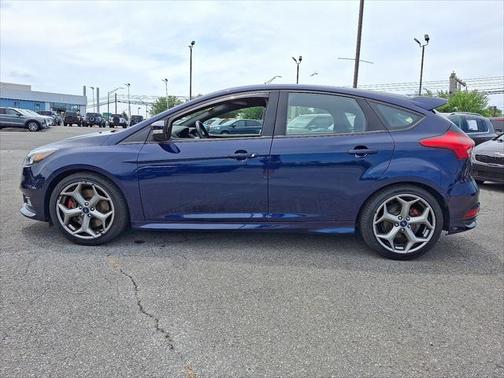 2017 Ford Focus ST