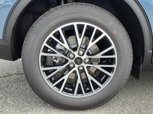 2024 Ford Escape PHEV Base