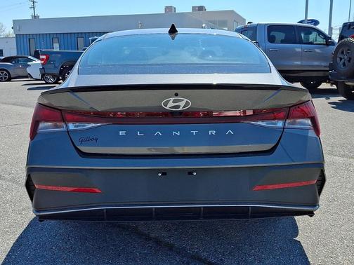 Amazon Gray 2025 Hyundai ELANTRA Sport