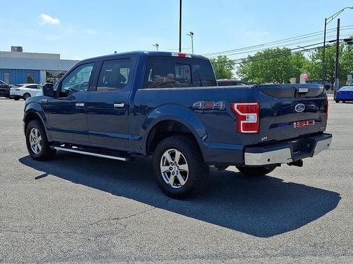 Blue 2018 Ford F-150 XLT