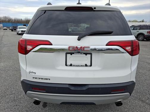 2017 GMC Acadia SLE-2