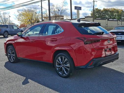 2023 Lexus UX 250h F Sport