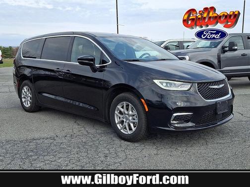 2025 Chrysler Pacifica L