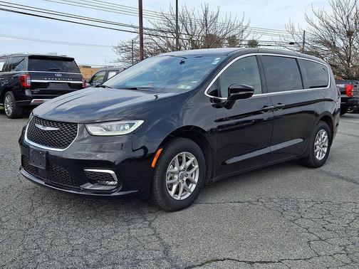 2025 Chrysler Pacifica L