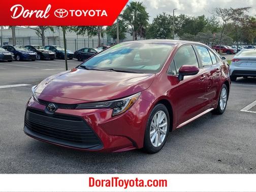Pearl 2023 Toyota Corolla LE