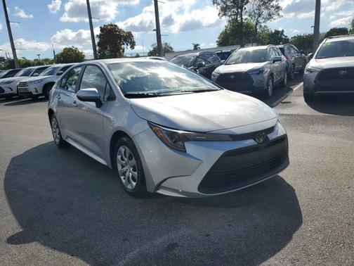 2023 Toyota Corolla LE