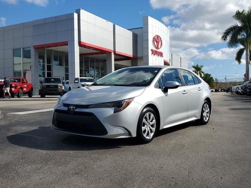 2023 Toyota Corolla LE