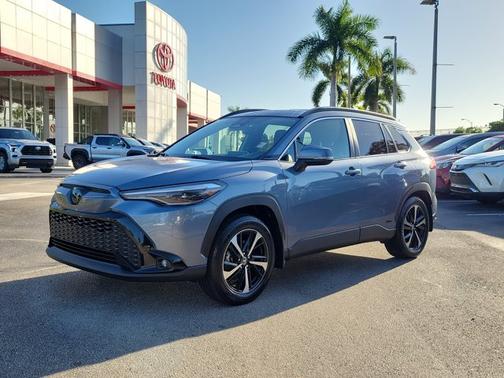 2024 Toyota Corolla Cross Hybrid XSE