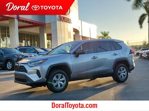 2023 Toyota RAV4 LE