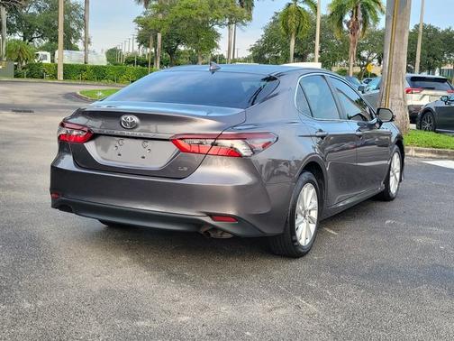2022 Toyota Camry LE