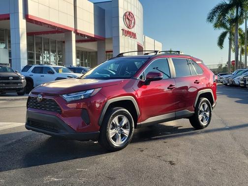 2023 Toyota RAV4 XLE