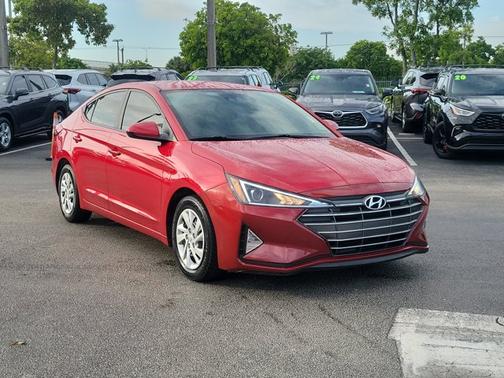 2020 Hyundai ELANTRA SE
