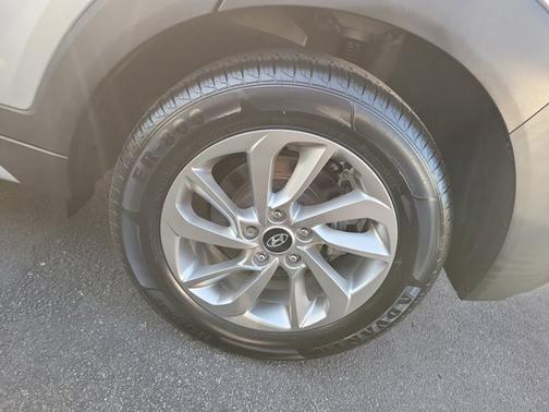 2018 Hyundai TUCSON SEL Plus