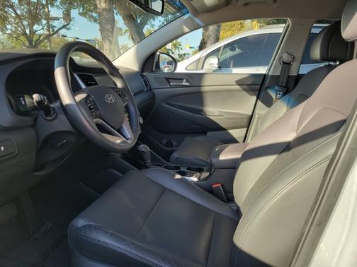 2018 Hyundai TUCSON SEL Plus