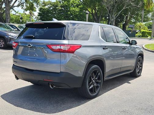 2021 Chevrolet Traverse LS
