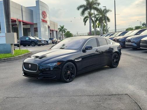 2020 Jaguar XE S