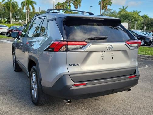 Silver Sky Metallic 2023 Toyota RAV4 XLE