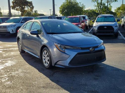 2024 Toyota Corolla LE