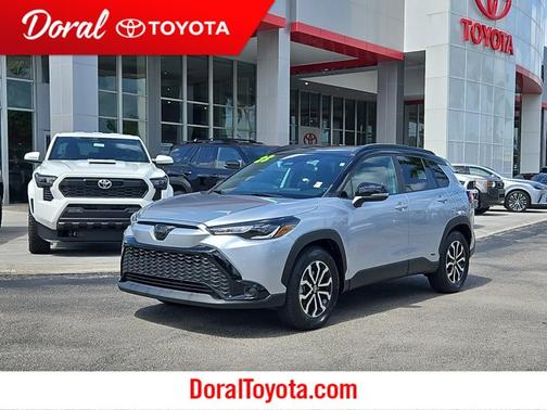 2023 Toyota Corolla Cross Hybrid SE