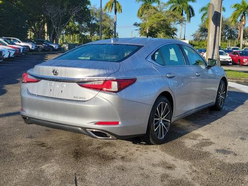 2024 Lexus ES 350 Base