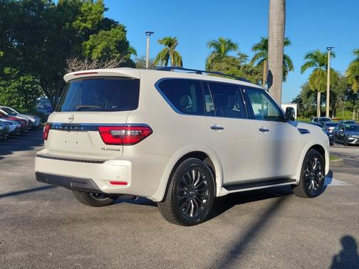 2023 Nissan Armada Platinum