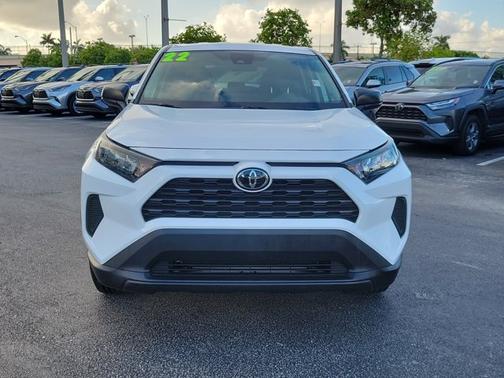 2022 Toyota RAV4 LE
