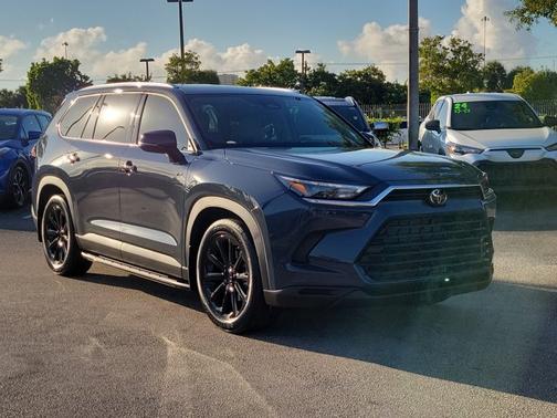 2025 Toyota Grand Highlander XLE