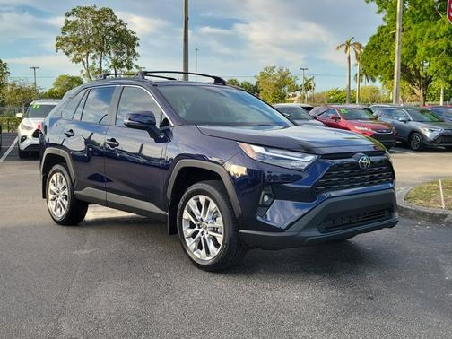 2025 Toyota RAV4 XLE Premium