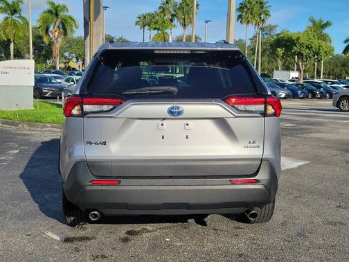 2023 Toyota RAV4 Hybrid LE