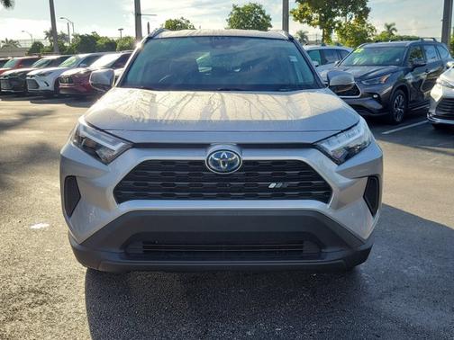 2023 Toyota RAV4 Hybrid LE