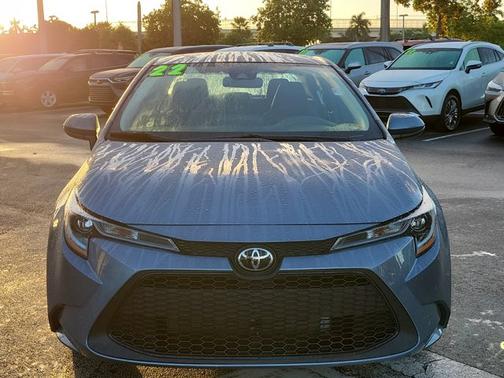 2022 Toyota Corolla LE