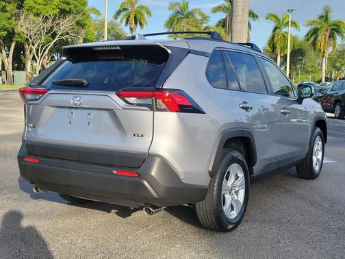 2019 Toyota RAV4 XLE