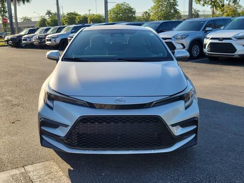 Classic Silver Metallic 2024 Toyota Corolla SE