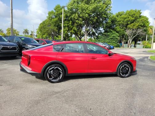 Currant Red 2025 Kia K4 EX