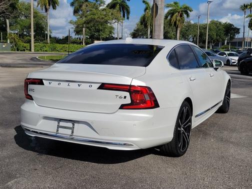 2022 Volvo S90 Inscription