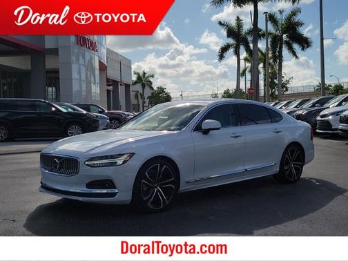 2022 Volvo S90 Inscription