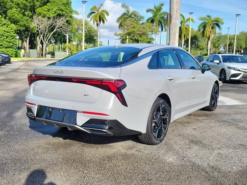 2025 Kia K5 GT-Line