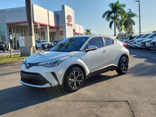 2021 Toyota C-HR LE
