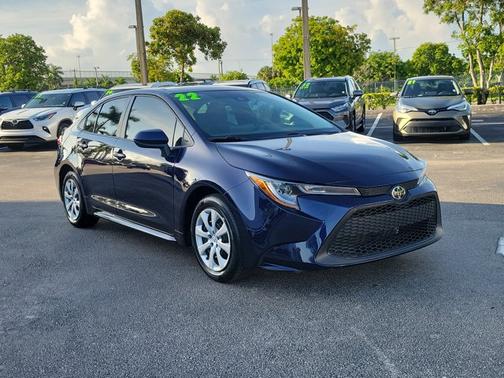 2022 Toyota Corolla LE