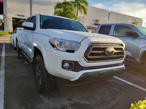 2022 Toyota Tacoma SR5