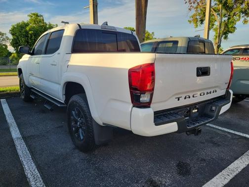 2022 Toyota Tacoma SR5