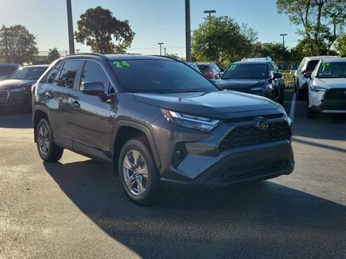 2024 Toyota RAV4 XLE