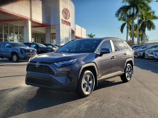 2024 Toyota RAV4 XLE