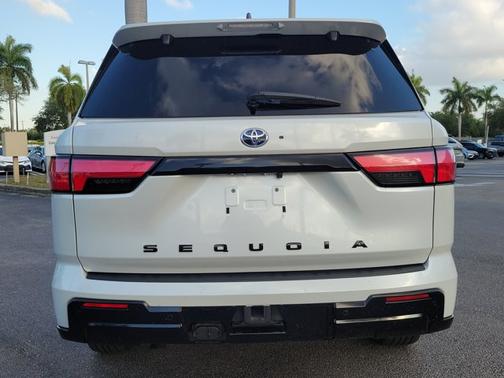 2023 Toyota Sequoia Platinum