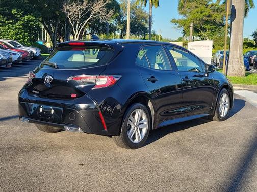2021 Toyota Corolla Hatchback SE